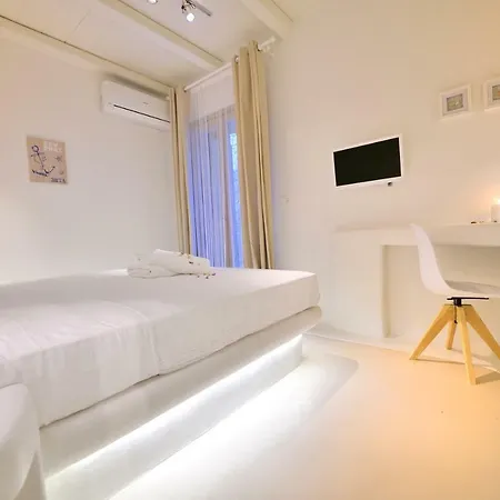 Kimothoe By Thalassa Mykonos فيلة